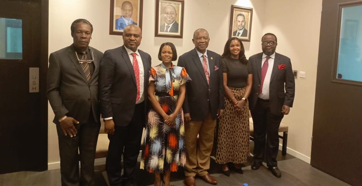 THE EXTEL HUNT AFRICA TEAM VISIT THE SOUTH AFRICAN EMBASSY IN LAGOS